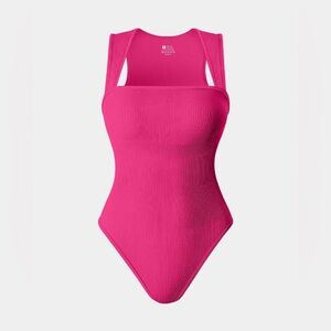 OQQ NWOT Strappy Square Neck Sleeveless Tummy Control Tank Tops Bodysuit Pink M